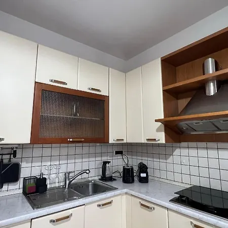 Apartment Stazione Centrale Colli *